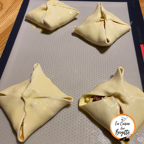 Feuilletées au saumon et fondue de poireaux