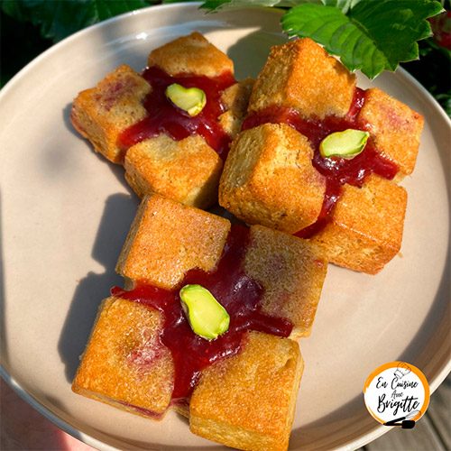 carrés-gourmands-fraises-pistache